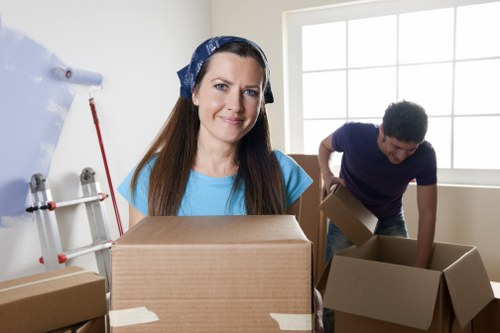 Moving van service in Tufnell Park for local home relocations